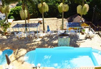 Chal   da Montanha allows 18 year olds to book a room