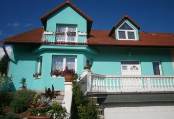 Azalka Penzion has Balcony rooms