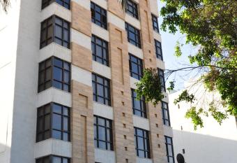 Al Zaitouna Hotel has Smoking rooms