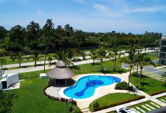 PH con jacuzzi privado en Acapulco Diamante has rooms with a private hot tub