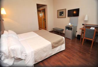Sant bonifaci petrer allows 18 year olds to book a room