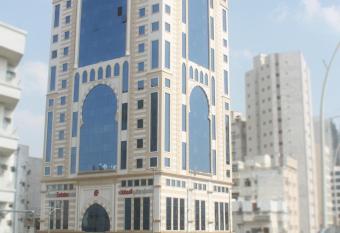 Rawabi Emirates Hotel allows 18 year olds to book a room