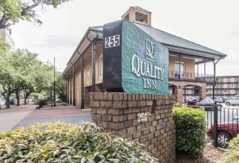Quality Inn Downtown Historic District has Balcony rooms