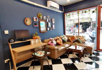 D    Luck    Hostel allows 18 year olds to book a room