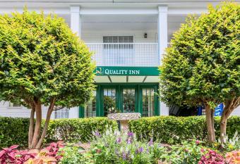 Quality Inn Trussville I-59 exit 141 has Smoking/Balcony rooms