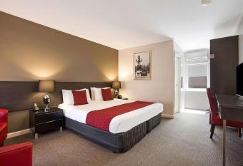 Comfort Inn Western allows 18 year olds to book a room