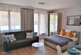 BatogoSpot Tumski 2 has Balcony rooms