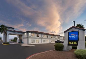 Baymont by Wyndham Casa Grande allows 18 year olds to book a room