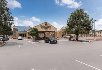 Quality Inn Williams Near Grand Canyon allows 18 year olds to book a room