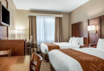 Fairfield by Marriott Inn & Suites Scottsdale Old Town allows 18 year olds to book a room