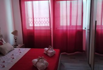 L Angolo XXIV Maggio has Balcony rooms