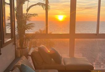 Quiero C  diz allows 18 year olds to book a room