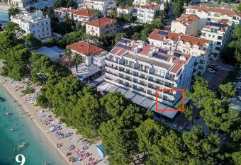 Apartman Bella allows 18 year olds to book a room