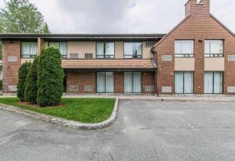 Comfort Inn Val D'Or has Balcony rooms