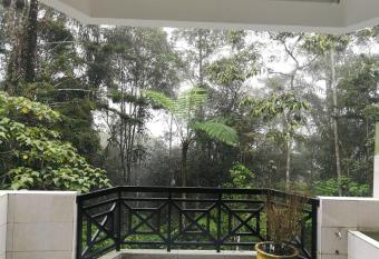 The Haven Retreat B7-2-1 ( Silverpark) has Balcony rooms