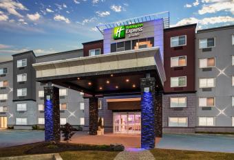 Holiday Inn Express & Suites Halifax - Bedford By IHG allows 18 year olds to book a room