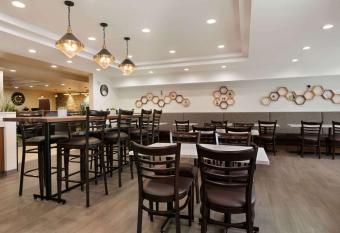 Days Inn & Suites by Wyndham Sherwood Park Edmonton allows 18 year olds to book a room