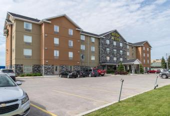 MainStay Suites Winnipeg allows 18 year olds to book a room