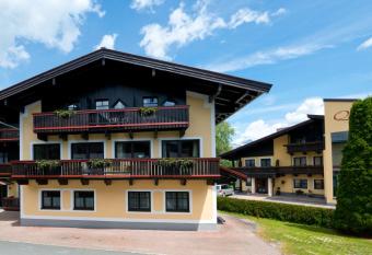 Apartments Quehenberger has Balcony rooms