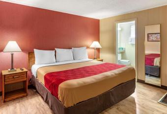 Economy Inn has Smoking rooms