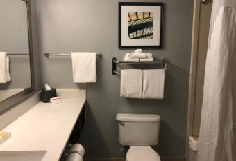 Holiday Inn St Augustine - World Golf By IHG has rooms with a private hot tub