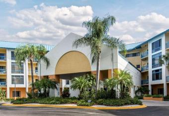 Tollgate Inn has Balcony rooms