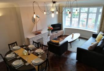 Kings Field Maisonette allows 18 year olds to book a room