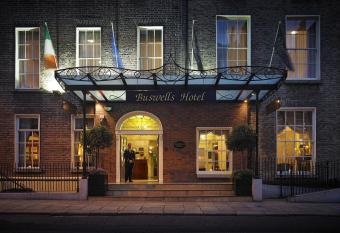 Buswells Hotel allows 18 year olds to book a room