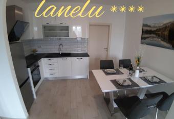 LANELU apartman allows 18 year olds to book a room