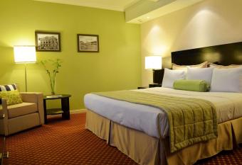 Clarion Hotel Real Tegucigalpa allows 18 year olds to book a room