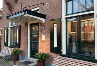 De Oude Wasserij has Balcony rooms