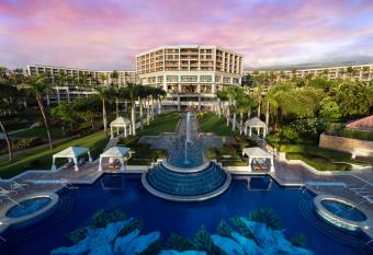 Grand Wailea Resort Hotel & Spa, A Waldorf Astoria Resort has Balcony rooms