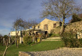 Vinosobroso Casa Rural allows 18 year olds to book a room