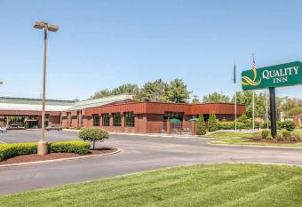 Baymont by Wyndham South Bend Near Notre Dame allows 18 year olds to book a room