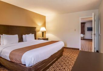 Coratel Plus Suites Wichita West Airport allows 18 year olds to book a room