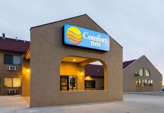 Comfort Inn Colby allows 18 year olds to book a room