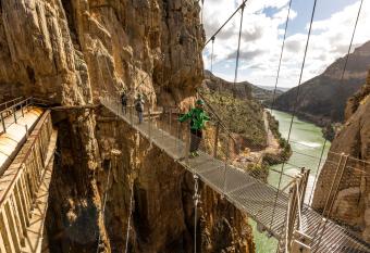 La casa del viajero has Smoking rooms