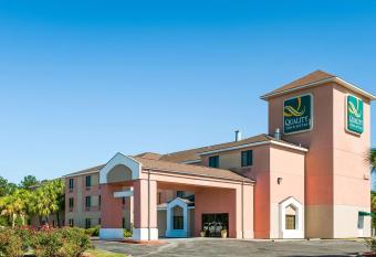 Quality Inn and Suites Lake Charles South allows 18 year olds to book a room