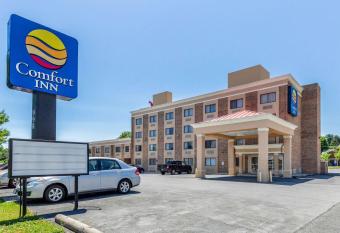 Comfort Inn Red Horse Frederick allows 18 year olds to book a room