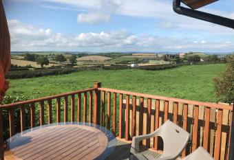 Drumlin View Cabin 21c Deerpark Road has Balcony rooms