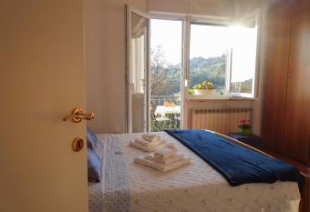 CasaRoman has Balcony rooms