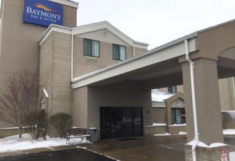 Baymont by Wyndham Flat Rock allows 18 year olds to book a room