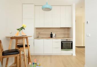 Kalamehe Apartment 4 near City center allows 18 year olds to book a room