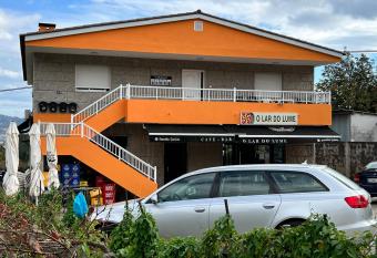 O LAR DO LUME has Balcony rooms