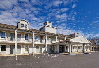 SureStay Plus Hotel by Best Western Asheboro has Smoking rooms