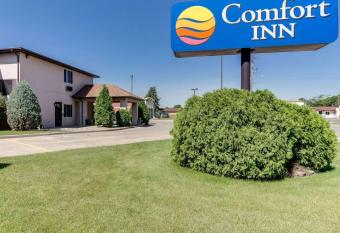 Comfort Inn Jamestown allows 18 year olds to book a room