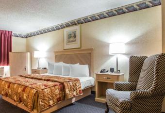 Red Roof Inn & Suites Vineland - Buena allows 18 year olds to book a room