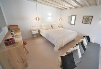 Myconian Crown Suites allows 18 year olds to book a room