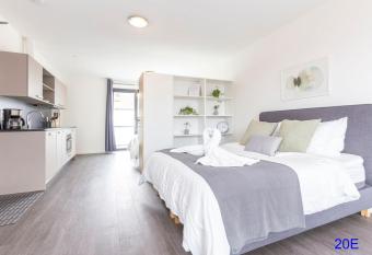 Luxurious loft with view walk city center has Balcony rooms