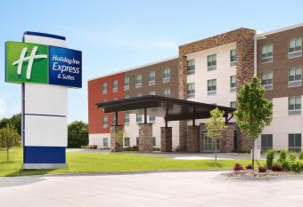 Holiday Inn Express - Canton, an IHG Hotel allows 18 year olds to book a room